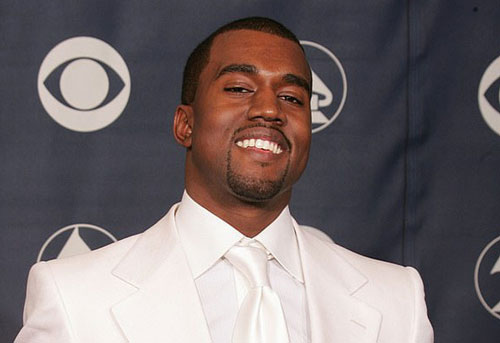 Kanye West vứt tượng vàng Grammy vào toilet