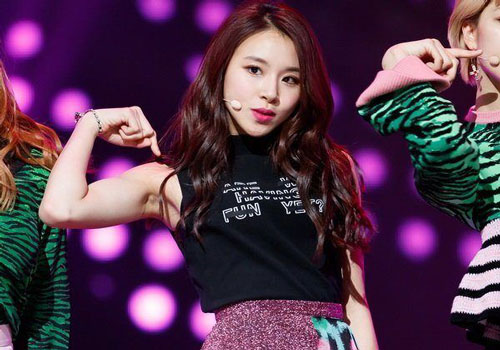 Những nữ idol Kpop có gương mặt ngây thơ nhưng body cơ bắp, lực lưỡng như nam giới