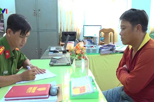 Bắt 2 vợ chồng sản xuất trà, bột ngọt giả nhiều thương hiệu nổi tiếng ở An Giang