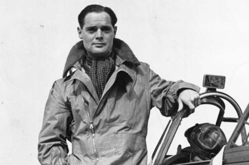 Phi công huyền thoại người Anh và chiến tích cuộc đời