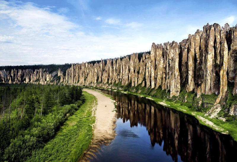 4. Sông Lena (Nga). Chiều dài: 4.294 km.