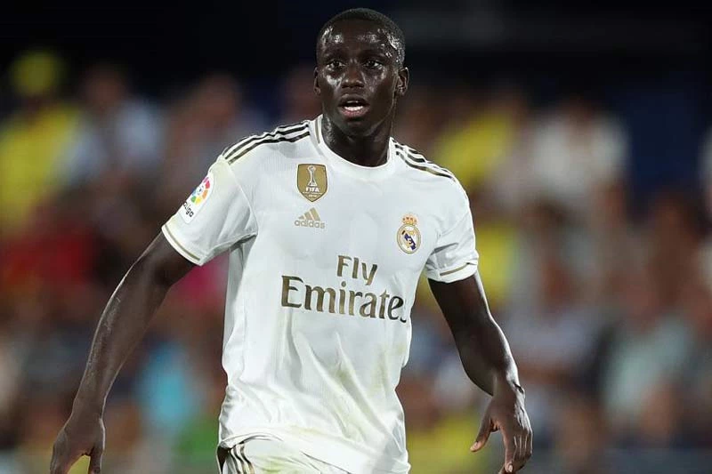 =5. Ferland Mendy (Real Madrid - Định giá chuyển nhượng: 40 triệu euro).