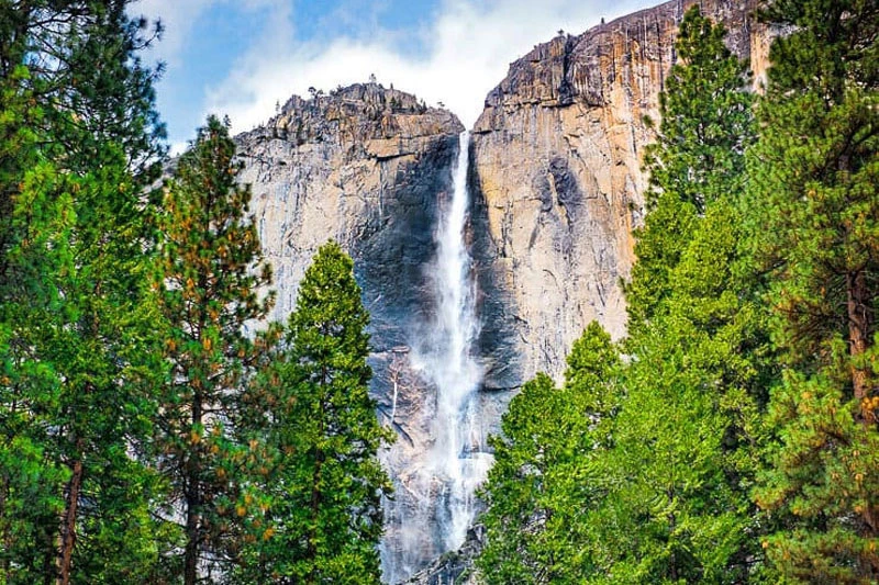 5. Thác Yosemite, Mỹ.