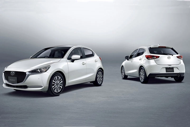 7. Mazda2 (doanh số: 11.019 chiếc).