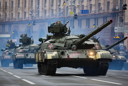 Ukraine khôi phục hàng loạt xe tăng T-64BM2