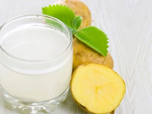 Bất ngờ với lợi ích sức khỏe của nước ép khoai tây tươi