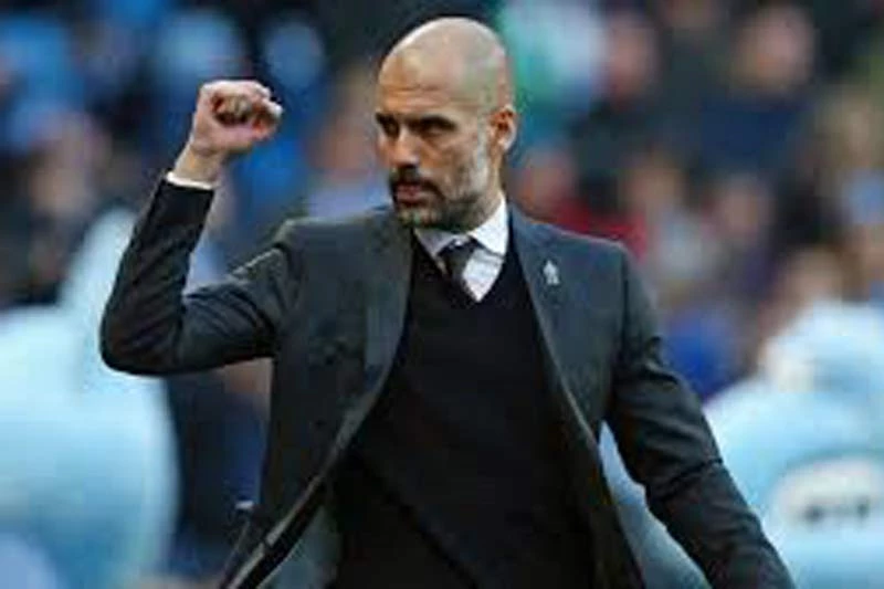 1. Pep Guardiola (Manchester City, khoảng 20 triệu bảng/năm).