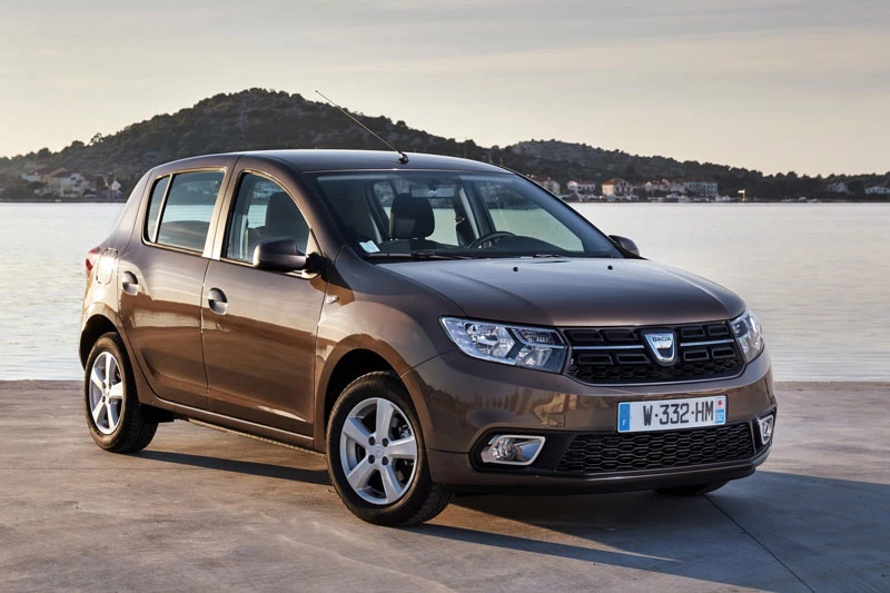 10. Dacia Sandero (doanh số: 104.753 chiếc).