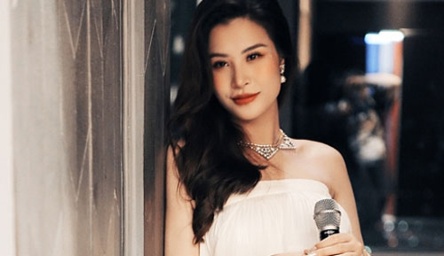 Đông Nhi chỉ tăng 7 kg khi mang thai