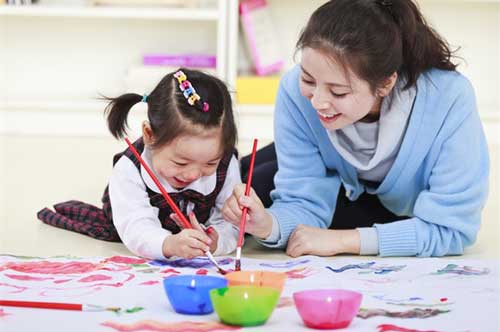 Khoa học chứng minh: Trẻ thừa hưởng trí thông minh từ mẹ, không phải từ bố