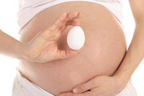 Bà bầu hết rạn da nhờ lòng trắng trứng gà