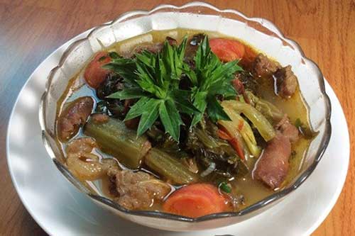 Tuyệt chiêu làm món gân bò hầm dưa chua thơm, mềm chuẩn ngon