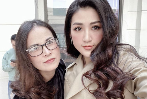 Mẹ ruột Tú Anh bị đòi nợ vì kẻ xấu khai gian số điện thoại