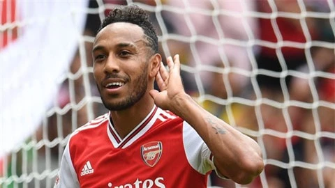 Aubameyang, 'sát thủ' derby London