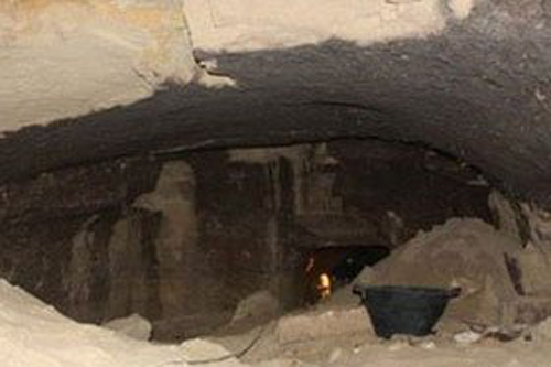 Bí ẩn về lăng mộ lớn trong nghĩa địa cổ ở Ai Cập