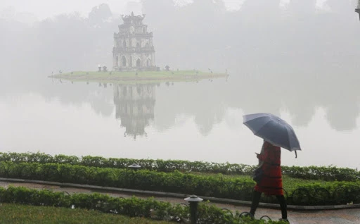 Thời tiết Hà Nội cuối tuần mưa lạnh như đầu mùa đông. Ảnh minh họa.