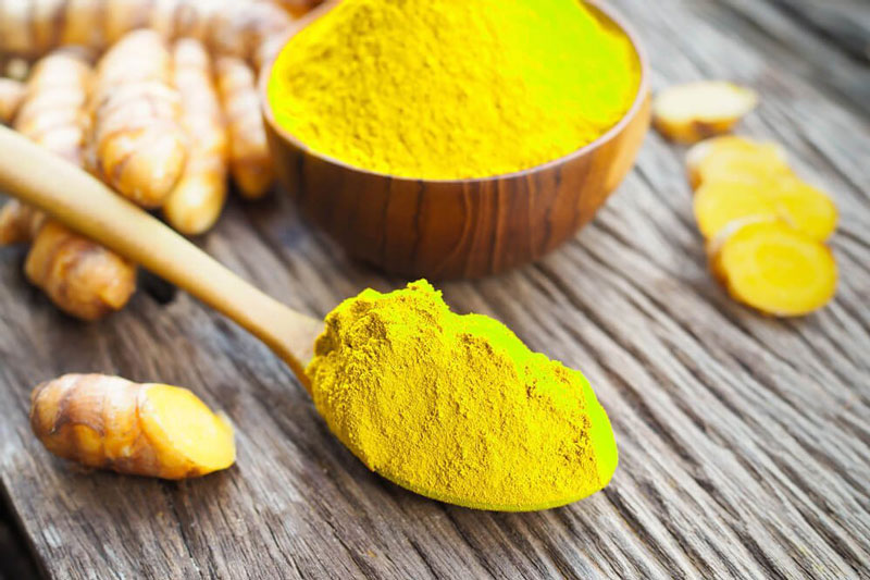 Tranh cãi dùng nghệ tươi hay tinh bột nghệ tốt hơn? Câu trả lời khiến nhiều người 'choáng'