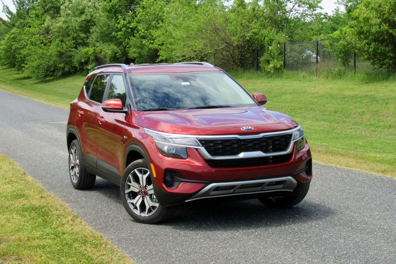 Kia Seltos bán chạy hơn Hyundai Grand i10