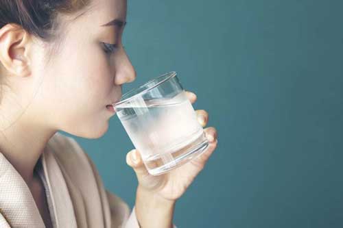 Sáng ngủ dậy vội làm 4 việc này là tự rước bệnh vào cơ thể