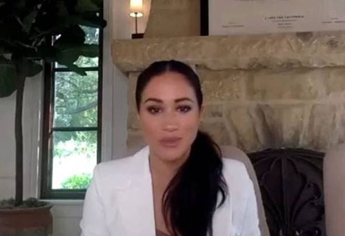 Trả hết nợ cho Hoàng gia Anh, Meghan tự tin lộ diện nhưng gương mặt khác lạ mới là tâm điểm chú ý