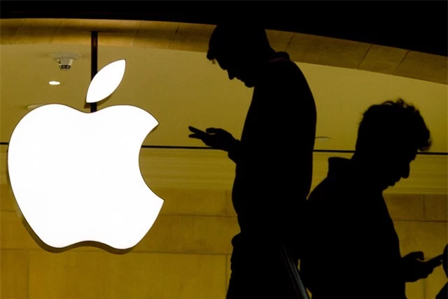 Apple mất hơn 500 tỷ USD chỉ sau hơn 2 tuần - Ảnh 1.
