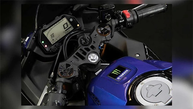 Yamaha YZF-R3 Monster Energy MotoGP Edition 2021 chính thức ra mắt - Ảnh 4.