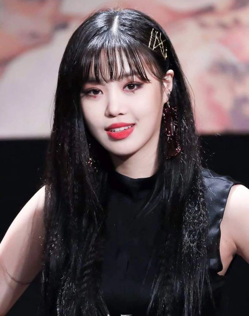 10. Soojin (G)I-DLE.