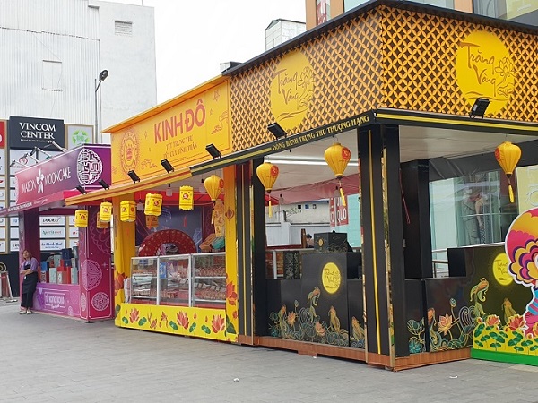 Khách hàng thờ ơ, nhiều cửa hàng bánh trung thu ảm đạm