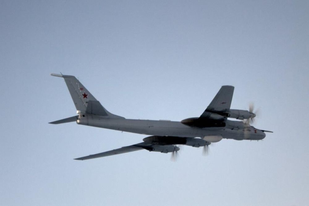 Máy bay chống ngầm của Hạm đội phương Bắc bay 10.000 km trong 11 giờ