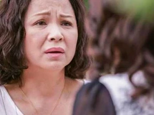 Thấy mẹ chồng hay tâm sự thân mật cùng ông bán nước cổng viện, tôi tưởng bà ngoại tình nhưng sự thật trái ngược hoàn toàn
