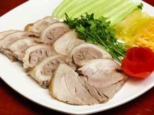 Luộc thịt lợn cho thêm thứ này vào sẽ thơm ngọt, chín mềm