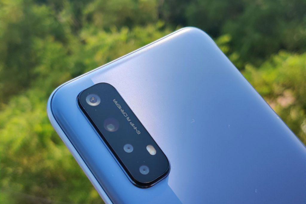 Realme 7 với RAM 8 GB, sạc 30W, 4 camera sau, giá 6,99 triệu tại Việt Nam