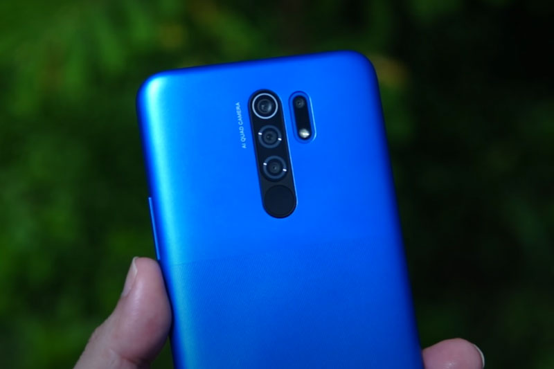 Cận cảnh smartphone RAM 6 GB, pin 5.000 mAh, sạc 18W, giá rẻ bất ngờ