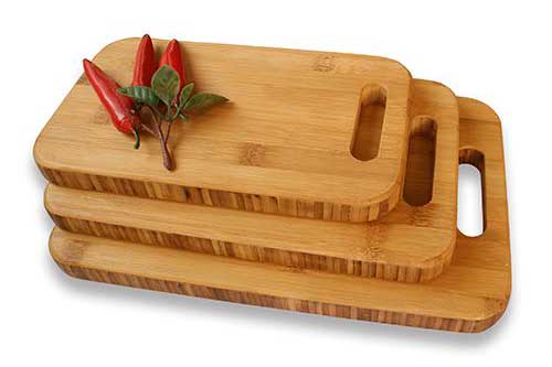 Mẹo chọn và khử mùi cho thớt hiệu quả