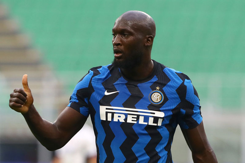 Top 10 tiền đạo cắm đắt giá nhất thế giới: Lukaku thứ 3, Lewandowski áp chót
