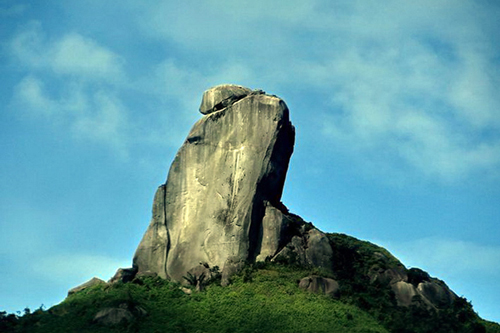 Tản mạn từ huyền tích Ðá Bia