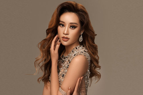 Hoa hậu Khánh Vân biến hóa phong cách