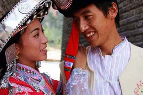 "Tây lương nữ quốc": Nơi phụ nữ nắm quyền, không kết hôn, cặp kè với nhiều nam giới