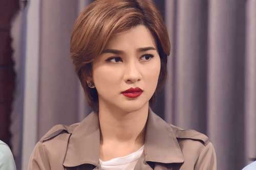 Đồng nghiệp đến nhà chơi, đang định hồ hởi đón tiếp thì tôi bỗng rùng mình khi nghe được 3 tiếng từ cô ấy