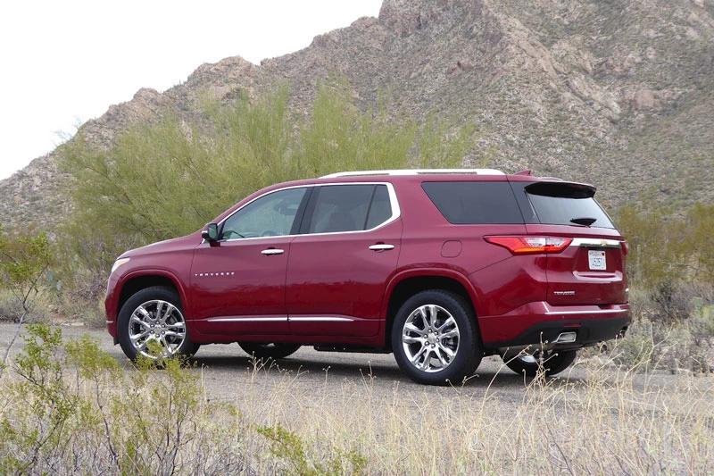 =3. Chevrolet Traverse 2020 (giá khởi điểm: 29.800 USD).