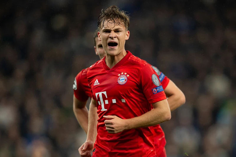 Tiền vệ trung tâm: Joshua Kimmich (Bayern Munich, định giá chuyển nhượng: 76,5 triệu bảng). 