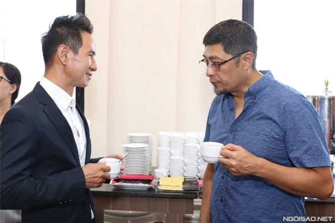 Đạo diễn Lý Hải gặp gỡ đạo diễn Charlie Nguyễn.