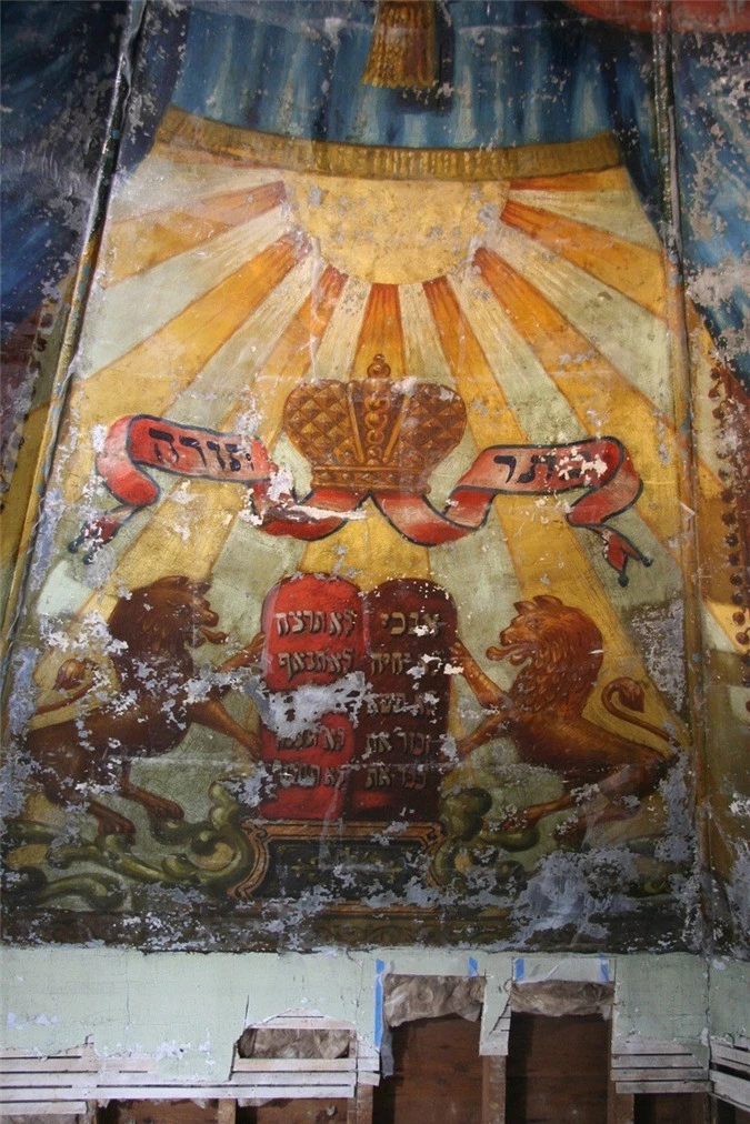 Hiện trạng của tác phẩm tranh tường Lost Shul Mural được vẽ cách đây 100 năm