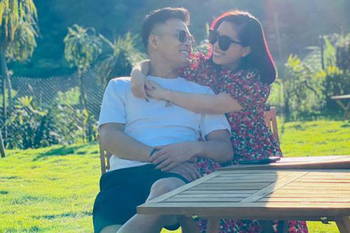 Hồng Đăng gửi lời ngọt ngào cho bà xã dịp kỷ niệm ngày cưới