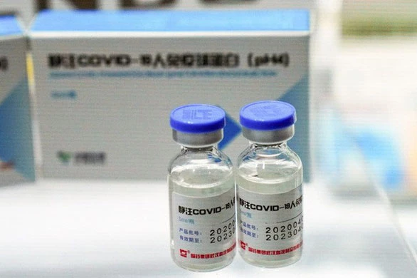 Vaccine của CNBG được trưng bày tại triển lãm ở Bắc Kinh hồi đầu tháng 9. Ảnh: Reuters.