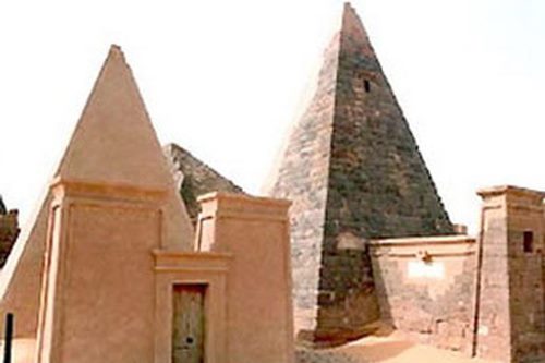 Những phát hiện về lãnh địa của các "Pharaoh đen"