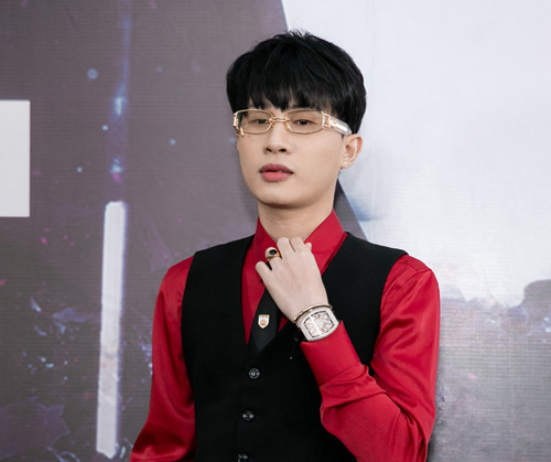 Jack tái xuất khác lạ, dân mạng vẫn 'thấy sai sai'