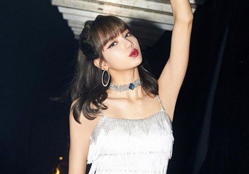 Kbiz xuất hiện 'nữ thần' tượng soán ngôi ‘búp bê sống’ của Lisa (BLACKPINK): Mặt lai Tây cực đẹp, body nuột nà không tì vết