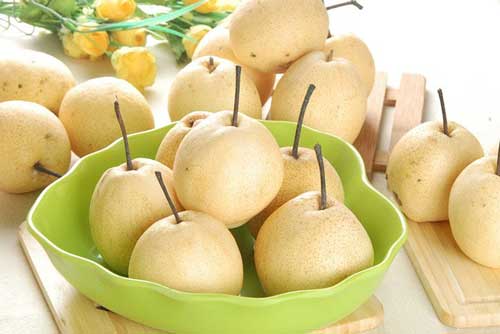 Nhìn vào điểm này trên quả lê biết ngay trái nào ngon, trái nào kém chất lượng