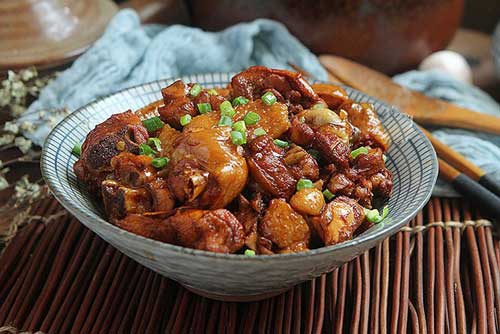 Om thịt gà đừng bỏ nước, chỉ cần thêm thứ này gà mềm thơm, cả nhà ăn hết nồi cơm